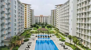 Stylish and Comfy Condominium - Image 3