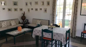 Papoulias Rooms - Image 4