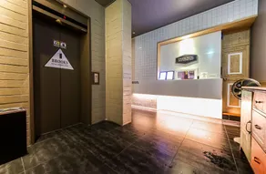 Jinju Brooks Hotel - Image 3