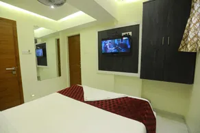 Hotel Samruddhi Comfort Stay - Airoli - Image 3