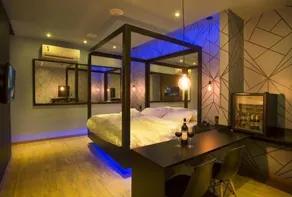Tout Motel (Adults Only) - Image 2