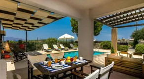 Villa Akali by Villa Plus - Image 3