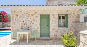 Teacher's House - Image 5