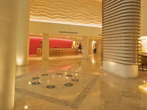 Ocean Spa Hotel - Image 2