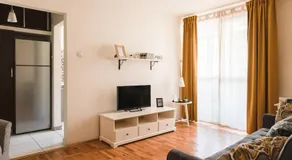 Ultracentral Apartment with City View - Bucharest Old Town - Image 2