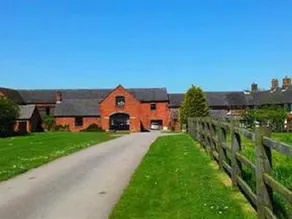 Offley Grove Farm - Image 5