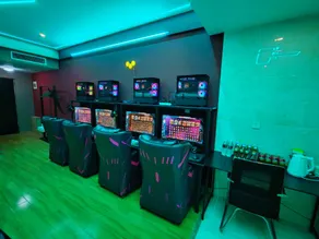Baoji Free E-sports Homestay - Image 3