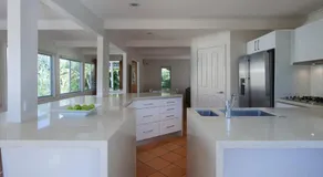 Belmore Terrace Perfect Pad Just 100 metres to the beach - Image 2