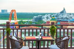 Shanghai Haichang Ocean Park Theme Resort Hotel - Image 2