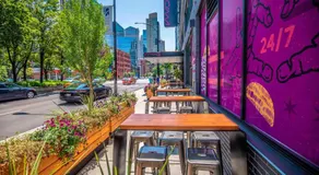 Moxy Chicago Downtown - Image 3