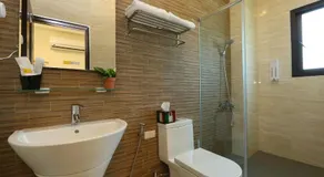 Gully Orchard Homestay - Image 2