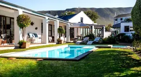 Sixteen Guesthouse on Main - Image 2