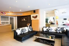 Tuana Patong Holiday Hotel - Image 4