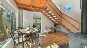 Collwood Cottage Cosy & Free Wifi - Image 3