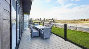 Host & Stay - Roseberry View Lodge Retreat - Image 4