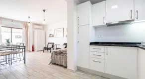 Altura Inn Terrace - Image 2
