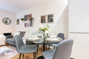 Exclusive Apt in JQ Sleeps 6 - Image 5