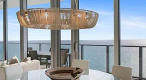 Beautiful Beachfront Penthouse - Image 5