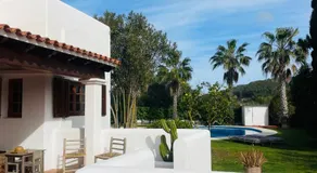 Authentic Villa with amazing pool - Image 2