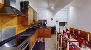 Apartment Wood - Image 2