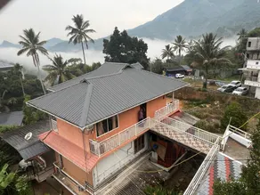 Hill side Home - Image 1
