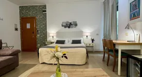 Hotel Arcadia - Image 2