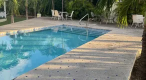 The Palms apt 1 - Image 3