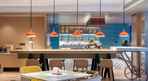 Home2 Suite by Hilton Jingdezhen Changnan - Image 5
