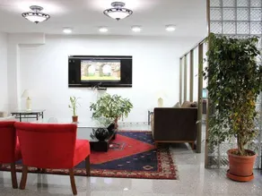 Windsor Suites Hotel - Image 3