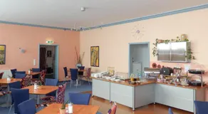 Park Hotel - Image 2