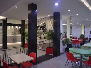 De Whitte Hotel - Image 3