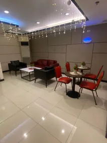Hotel Sogo Avenida - Image 2