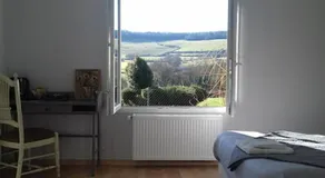 Agréable chambre meublée vue sur l'Auxois - Image 4