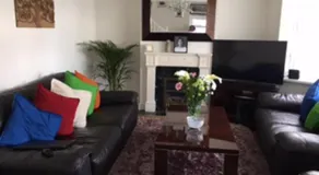 House - Image 3