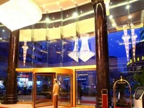 Jindu Crown Hotel - Image 3