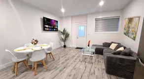 Luxury Coquitlam Escape, Beautiful Zen Interiors, Near Transit - Image 4