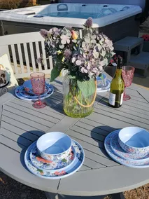 Cottage avec jacuzzi, jardin et barbecue - Image 5