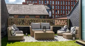 West Townhouse by CasaCity - Image 3