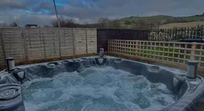The Birch Lodge located in Pegsdon - Image 4