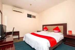 OYO Donggang e Home Hotel - Image 5