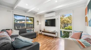 Dromana Beach Holiday House 3 minutes to the sand - Image 2