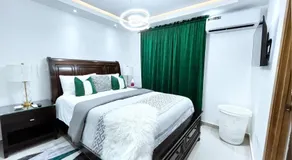 Family-friendly apartment near the beach - Image 2