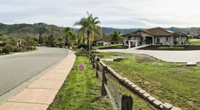 Beautiful Villa with Amazing 360 Mountain Views, Golfcourses close to Monserate Winery and I-15 - Image 5