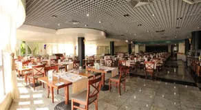 Suite Hotel Jardins d'Ajuda - Image 4