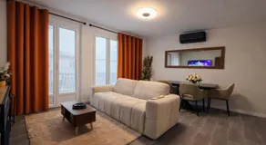 Loge au PtitBonheur Piscine Jacuzzi selon logement - Image 4