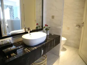 Sky Line Hotel - Image 5