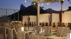 Yoo2 Rio de Janeiro, Tapestry Collection by Hilton - Image 4