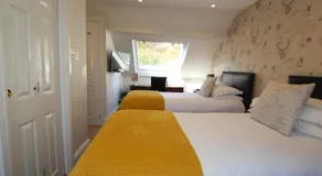 Fern Howe Guest House - Image 2