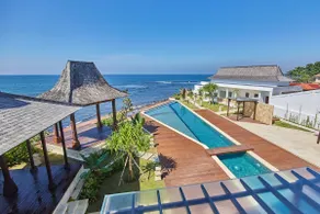 Sukawati Beachfront Luxury 4BDR Villa Private Pool - Image 5