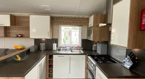 6 Berth Beautiful Caravan - Image 4